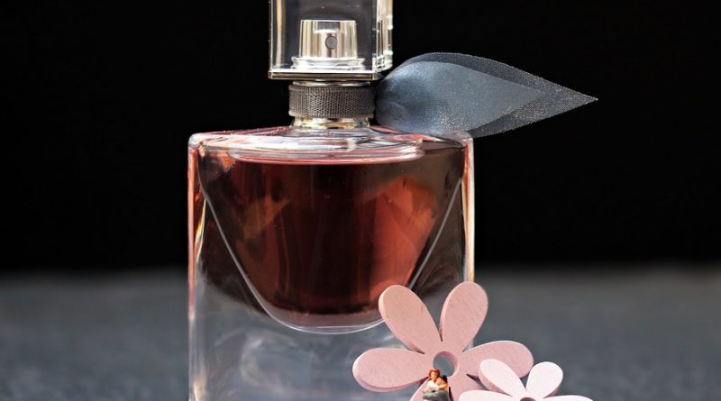 mirosul de parfum